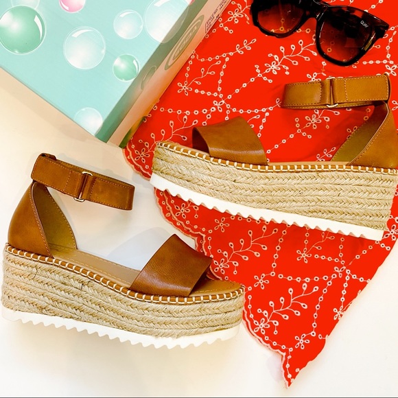 Tuckin soda tan wedge espadrilles platform sandals new in box faux leather shoes - Picture 2 of 6